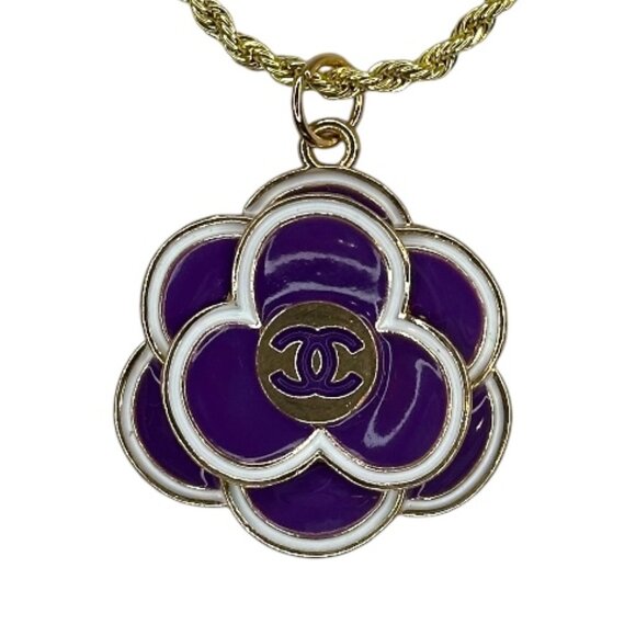 Chanel Camellia Flower Zipper pull chain on a necklace - Picture 2 of 3